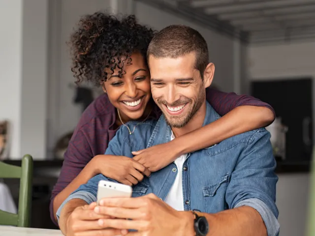 Un couple heureux vient de mettre en vente un bien immobilier sur Biddit, la plateforme de vente enligne belge.